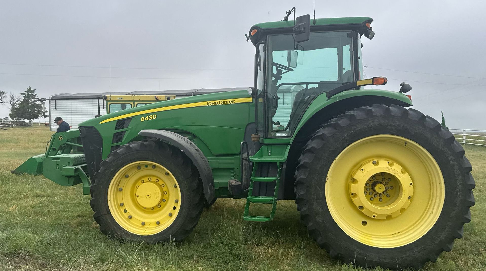 John Deere 8430 MFWD 8