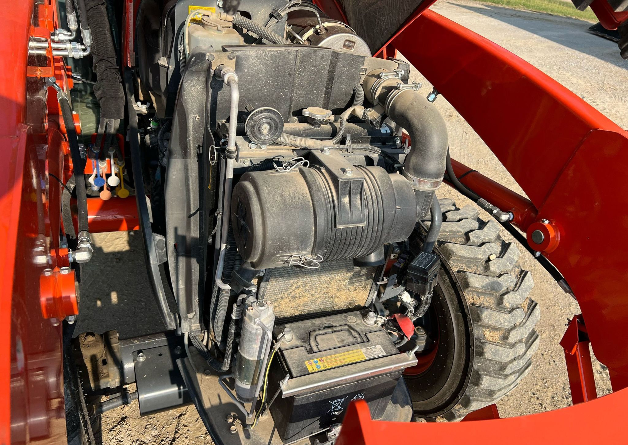 Kubota MX6000 10