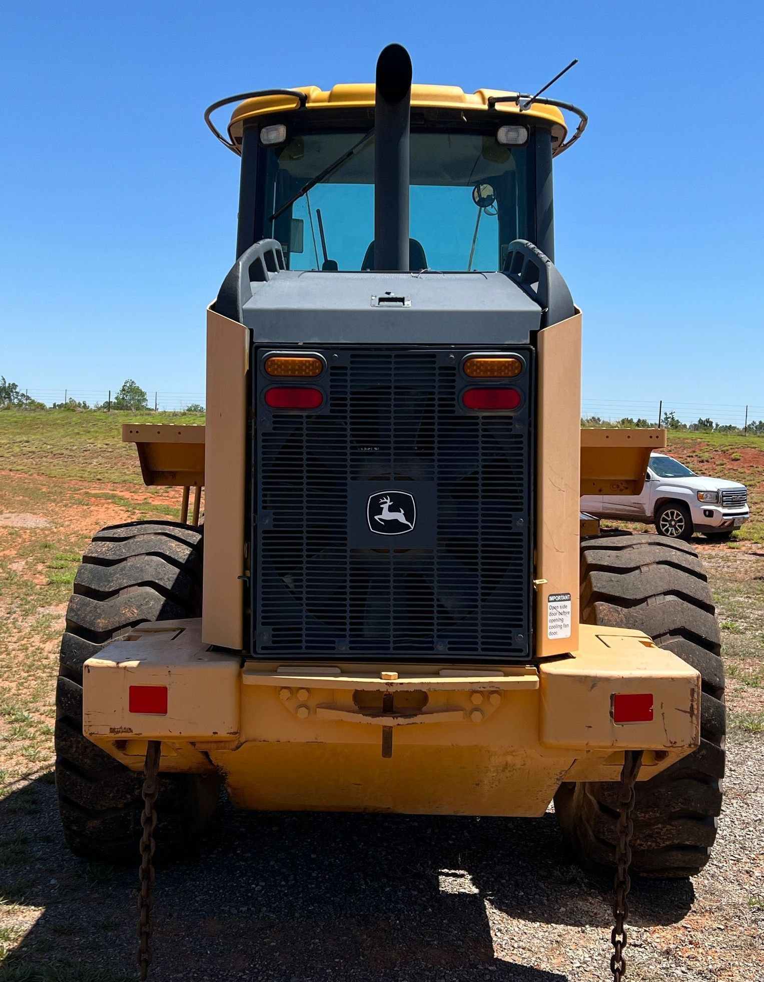 John Deere 624J 6